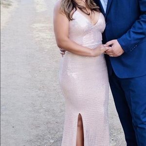 Formal long dress soft pink medium